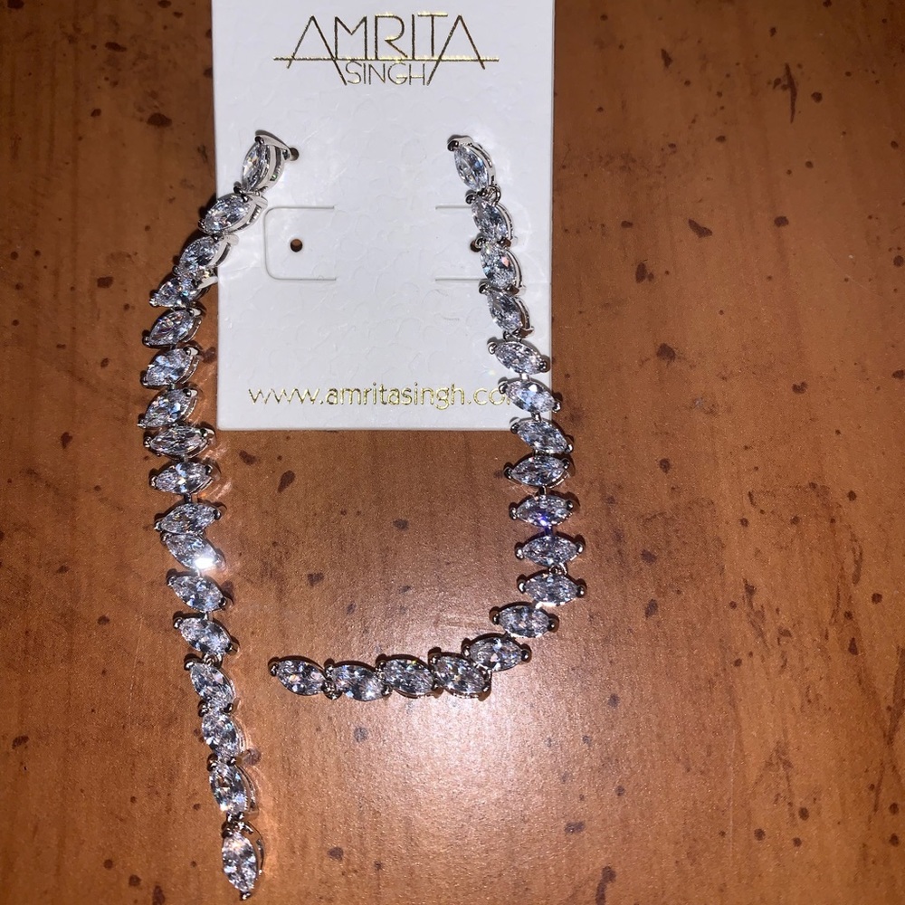 Beautiful silver earrings!